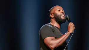 Видео к фильму Mo Gilligan: In the Moment | It only takes one 🎤 #MoGilligan