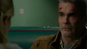Видео к фильму Он никогда не умирал | "He Never Died" Clip - "Time to eat"
