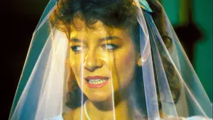 Задник к фильму "Восставший из ада" #256106