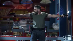 Задник к фильму "Охранник" #726441