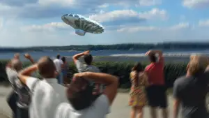 Задник к фильму "Полный провал: пассажир воздушного шарика" #675744