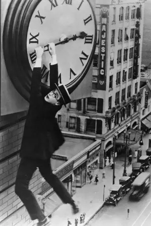 Постер к фильму "Наконец в безопасности!" #186619