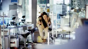 Задник к фильму "Лара Крофт: Расхитительница гробниц 2 - Колыбель жизни" #703097