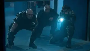 Задник к фильму "Охранник" #726501