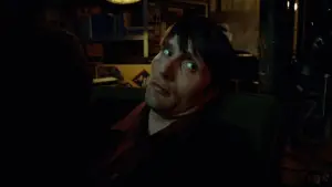 Задник к фильму "Истекающий кровью" #691522