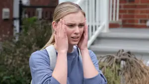 Задник к фильму "Стеклянные дома" #728239