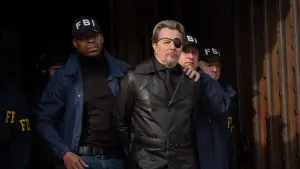 Задник к фильму "Курьер" #310266