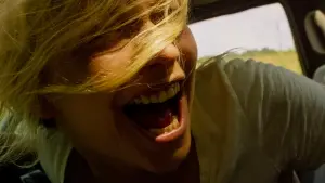 Задник к фильму "Несломленная" #486235