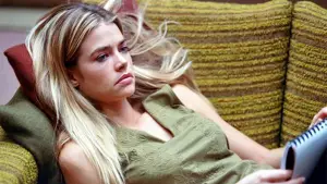 Задник к фильму "Шлюха" #744671