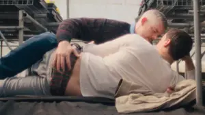 Задник к фильму "Полицейский в штатском" #523302