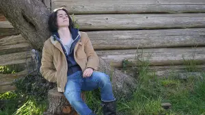 Видео к фильму Правонарушитель | Delinquent [North American Trailer 2018]