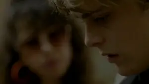 Задник к фильму "Верни её из мёртвых" #548111