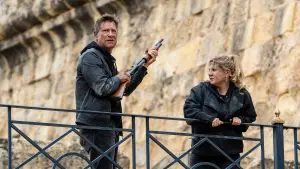 Задник к фильму "Совершенно секретно" #643118