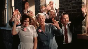 Задник к фильму "Далекие голоса, застывшие жизни" #421568