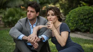 Задник к фильму "Идеальная семья" #296240