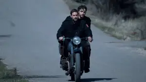 Задник к фильму "Мир содрогнётся" #588125