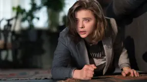 Задник к фильму "В объятиях лжи" #615309