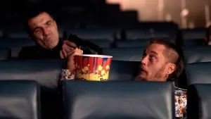 Задник к фильму "Страсть, любовь и стволы" #340650