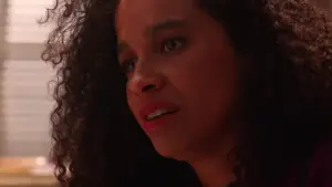 Задник к фильму "Инопланетянин в чужом теле" #707476