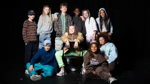 Задник к фильму "Танцующая королева" #467406