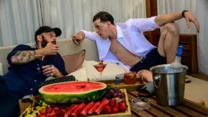 Задник к фильму "Brûle le sang" #626309