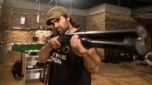 Задник к фильму "Эверли" #335213