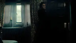 Задник к фильму "Живущий под нами" #740396