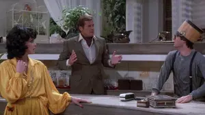 Задник к фильму "Проклятие Розовой пантеры" #445667