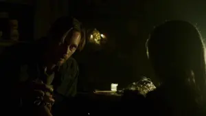 Задник к фильму "Затаившись" #257421