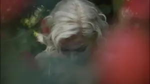 Задник к фильму "Блондинка" #696873