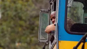 Задник к фильму "Неуправляемый" #278059