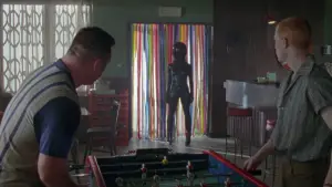 Задник к фильму "Отражение в мёртвом бриллианте" #558859