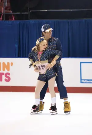 Постер к фильму "Лезвия славы: Звездуны на льду" #342502