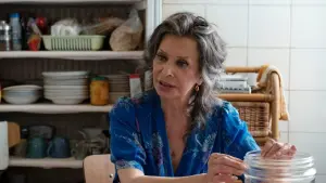 Задник к фильму "Вся жизнь впереди" #266712