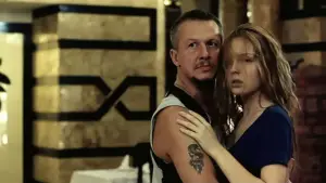 Задник к фильму "Охранник для дочери" #684010