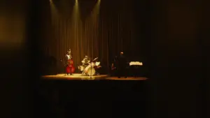 Задник к фильму "Одержимость" #565626