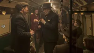 Задник к фильму "Темные времена" #222402