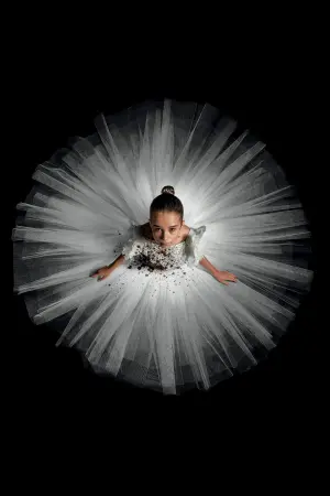 Постер к фильму "Эбигейл" #356103