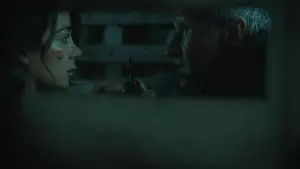 Задник к фильму "Сущность. Семейный кошмар" #632359