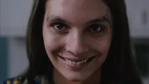 Задник к фильму "Улыбка" #371386