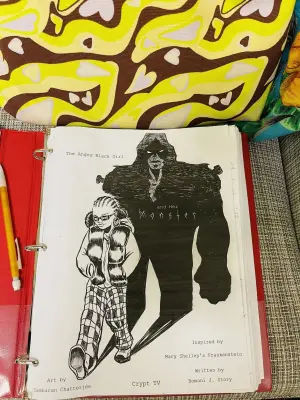 Сердитая чёрная девушка и её монстр