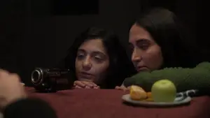 Задник к фильму "Семя священного инжира" #601320