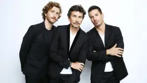 Задник к фильму "Ferrari, Tsamere, Lecaplain : La Tournée du Trio" #650071