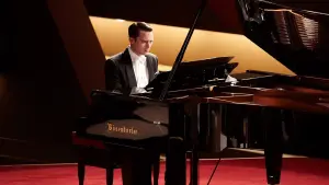 Задник к фильму "Торжественный финал" #310238