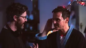 Задник к фильму "Мы все чужие" #189630