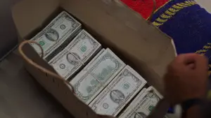 Задник к фильму "Джеки Браун" #683293