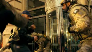 Задник к фильму "Пчеловод" #365759