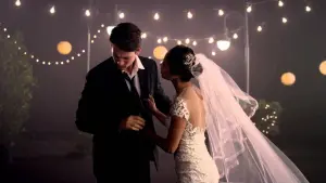 Видео к фильму 9 поцелуев | Great Performers: 9 Kisses | FULL VERSION | The New York Times