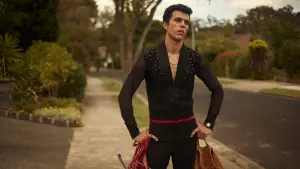 Задник к фильму "Достаточно взрослый" #385773