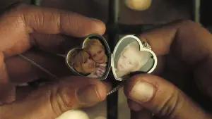 Задник к фильму "Треугольник" #662623